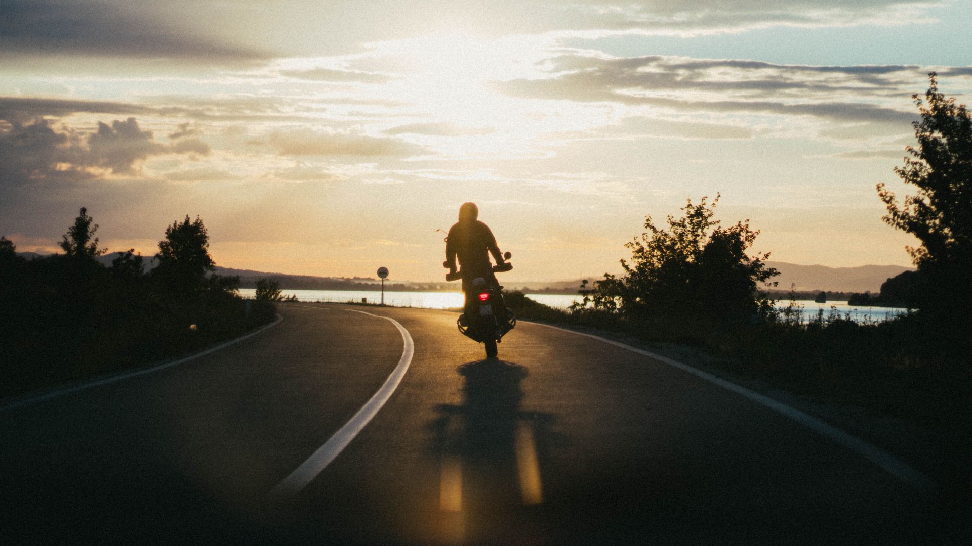 Congreso de la CDMX debate seguridad y movilidad para motociclistas ante falta de opciones de transporte